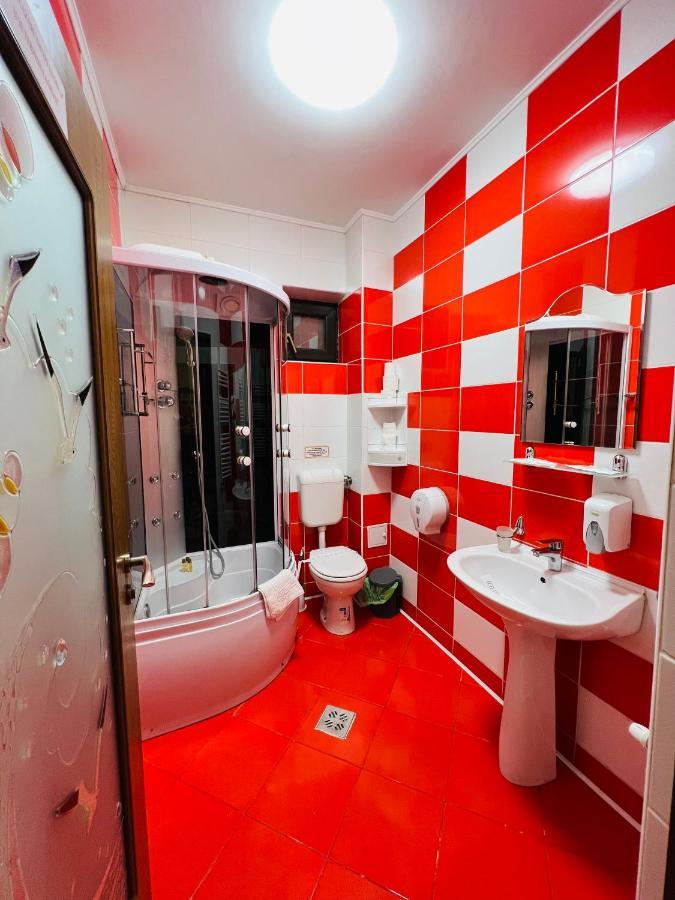 Pensiunea Ianis Piatra Neamţ Exterior foto